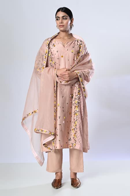 Shop_5cross Ajit Kumar_Pink Chanderi, Cotton Satin, Silk Organza Embroidery Floral Kurta Pant Set _Online_at_Aza_Fashions