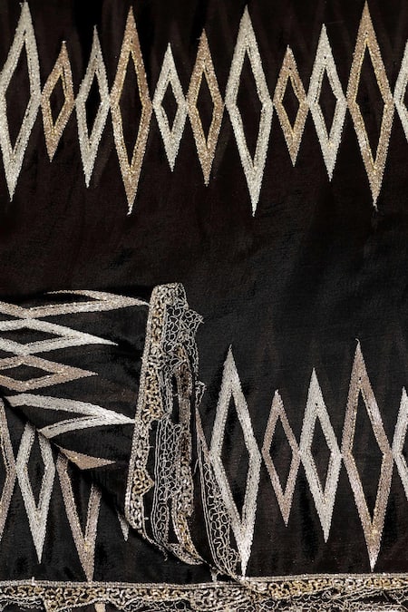 Buy Two Sisters By Gyans Black Georgette Crystals, Sequins Embellished Saree With Unstitched Blouse Piece Online at Aza Fashions Buy_Two Sisters By Gyans_Black Georgette Crystals, Sequins Embellished Saree With Unstitched Blouse Piece _Online_at_Aza_Fashions