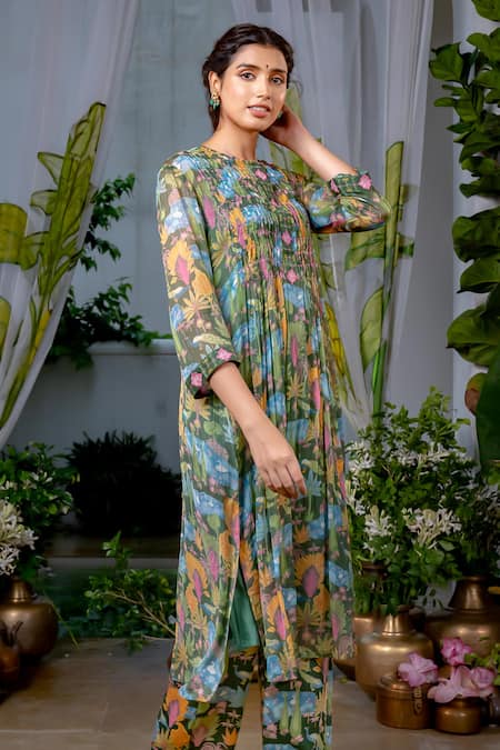 Shop Baise Gaba Green Chiffon, Modal, Satin Round Neck Arthy Botanical Print Kurta Set Online at Aza Fashions Shop_Baise Gaba_Green Chiffon, Modal, Satin Round Neck Arthy Botanical Print Kurta Set _Online_at_Aza_Fashions