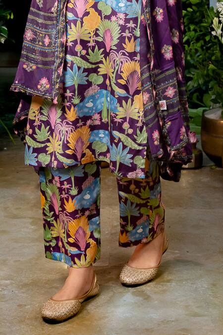 Baise Gaba Purple Georgette, Modal Round Neck Saraswati Mor Bagh Print Kurta Pant Set Online at Aza Fashions Baise Gaba_Purple Georgette, Modal Round Neck Saraswati Mor Bagh Print Kurta Pant Set _Online_at_Aza_Fashions