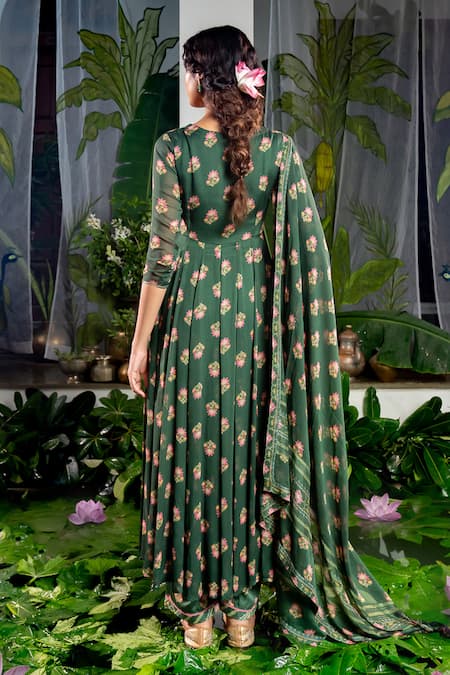 Baise Gaba Anshika Carnation Bloom Print Anarkali Set 