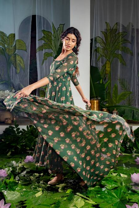 Buy_Baise Gaba_Green Georgette, Modal Embroidery Anshika Carnation Bloom Print Anarkali Set 