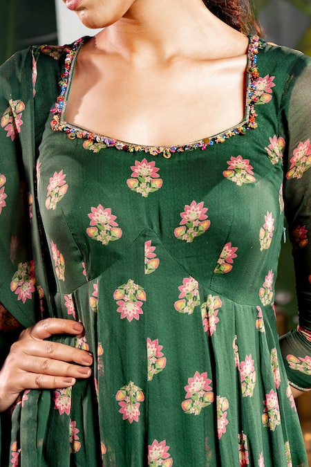 Buy Baise Gaba Green Georgette Embroidery Sweetheart Anshika Carnation Bloom Print Anarkali Buy_Baise Gaba_Green Georgette Embroidery Sweetheart Anshika Carnation Bloom Print Anarkali