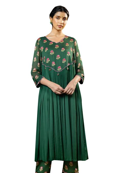 Shop_Baise Gaba_Green Chiffon, Georgette, Modal Revathi Glory Bloom Print Gathered Kurta Set 
