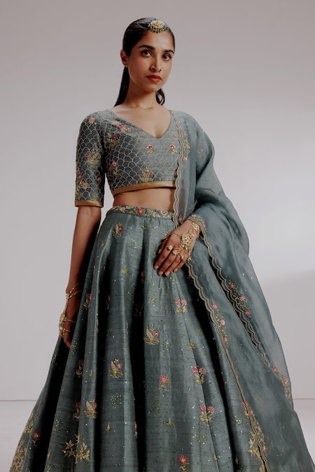 Shop Taisha Blue , Organza Sequins, Embroidery V-neck Sora Crane Lehenga Set Online at Aza Fashions Shop_Taisha_Blue , Organza Sequins, Embroidery V-neck Sora Crane Lehenga Set _Online_at_Aza_Fashions