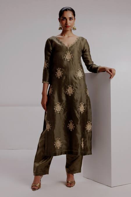 Taisha Green Organza, Zari Shalmoli Zardosi Embroidered Kurta With Pant Online at Aza Fashions Taisha_Green Organza, Zari Shalmoli Zardosi Embroidered Kurta With Pant _Online_at_Aza_Fashions