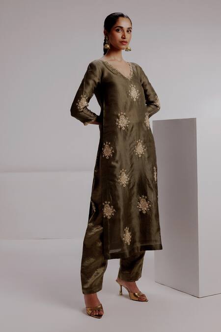 Shop Taisha Green Organza, Zari Shalmoli Zardosi Embroidered Kurta With Pant Online at Aza Fashions Shop_Taisha_Green Organza, Zari Shalmoli Zardosi Embroidered Kurta With Pant _Online_at_Aza_Fashions