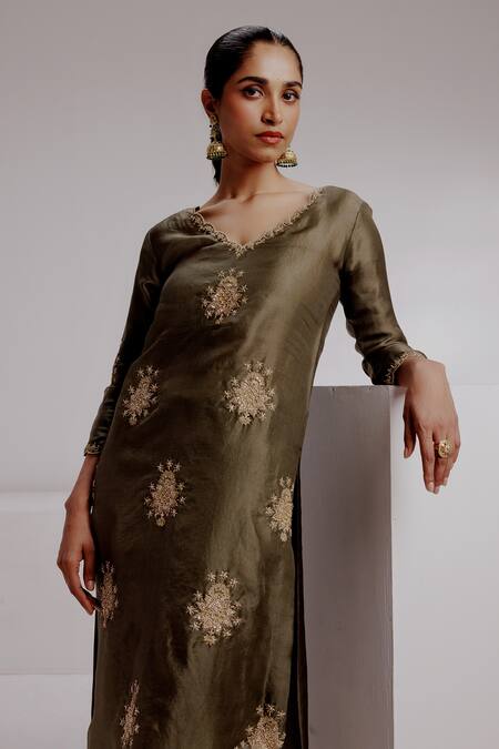Taisha Green Organza, Zari Shalmoli Zardosi Embroidered Kurta With Pant at Aza Fashions Taisha_Green Organza, Zari Shalmoli Zardosi Embroidered Kurta With Pant _at_Aza_Fashions
