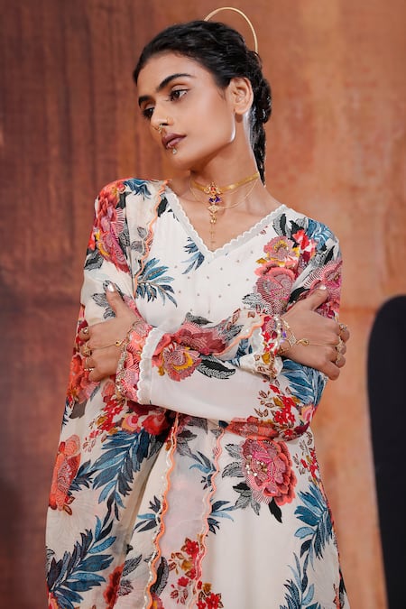 Affroz_Ivory Crepe Sequins, Beads V-neck Floral Print Kurta Set _at_Aza_Fashions