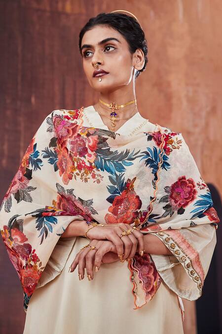 Affroz Ivory Tissue, Silk Embroidery, Sequins, Beads, Diamonds V-neck Sleeve Kurta Set at Aza Fashions Affroz_Ivory Tissue, Silk Embroidery, Sequins, Beads, Diamonds V-neck Sleeve Kurta Set _at_Aza_Fashions