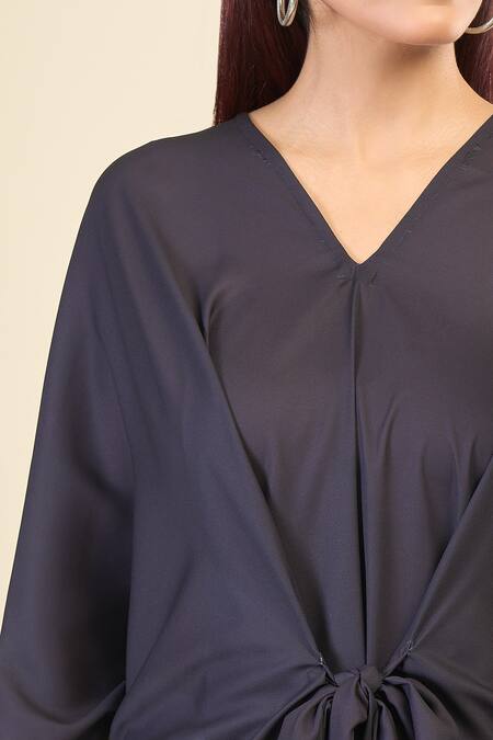 Naintara Bajaj_Black Georgette V-neck Chelsea Abstract Print Tie Up Kaftan _at_Aza_Fashions