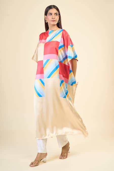 Buy_Samyukta Singhania_Beige Boat Neck Sunshine Geometric Print Kaftan _Online_at_Aza_Fashions