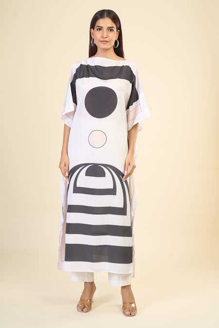 Buy_Naintara Bajaj_Black Silk, Crepe Boat Neck Soft Cosmos Print Kaftan _Online_at_Aza_Fashions