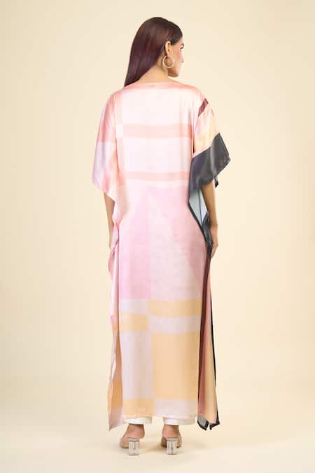Naintara Bajaj Pastel Hues Abstract Print Kaftan 
