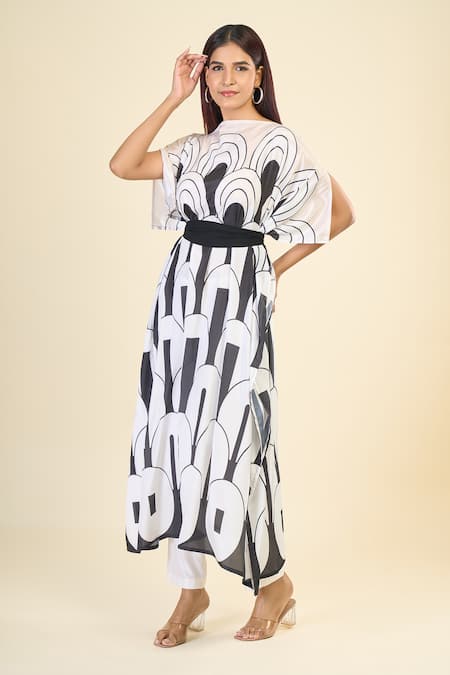 Buy_Naintara Bajaj_Black Silk, Crepe Boat Neck Mushroom Kaftan Dress _Online_at_Aza_Fashions