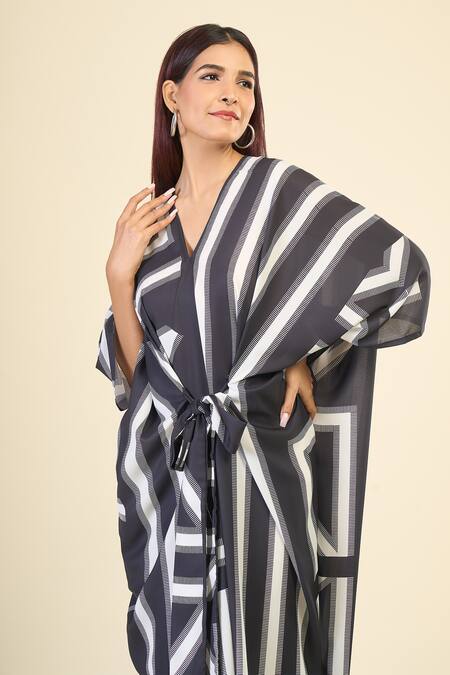 Shop_Naintara Bajaj_Black V-neck Geometric Stripe Print Tie Up Kaftan _Online_at_Aza_Fashions