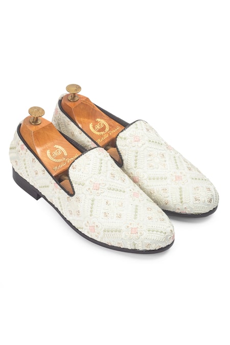 Domani Jaipuri Floral Embroidered Slip-On 