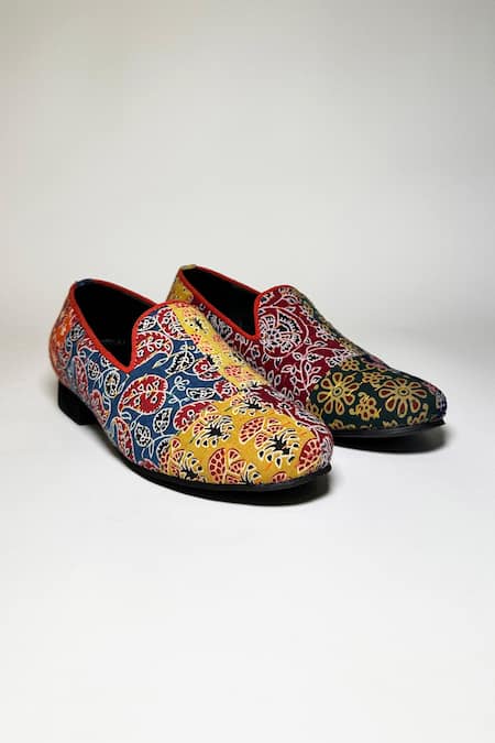 Jeetinder Sandhu Multi Color Mic Kantha Embroidered Loafers 