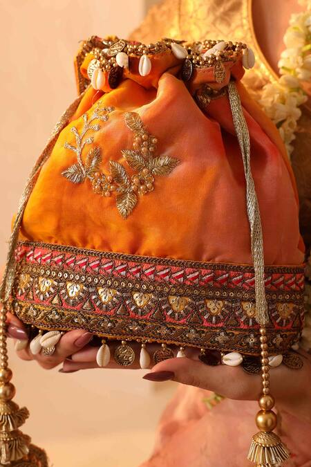 Buy The Tan Clan Yellow Sequins, Metallic Thread, Zari Kashvi Flower Woven Potli Buy_The Tan Clan_Yellow Sequins, Metallic Thread, Zari Kashvi Flower Woven Potli