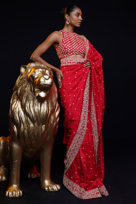 Ashutosh Joshi Red Silk, Net, Crepe Embroidery Round Neck Junoon Hand Saree Set Online at Aza Fashions Ashutosh Joshi_Red Silk, Net, Crepe Embroidery Round Neck Junoon Hand Saree Set _Online_at_Aza_Fashions