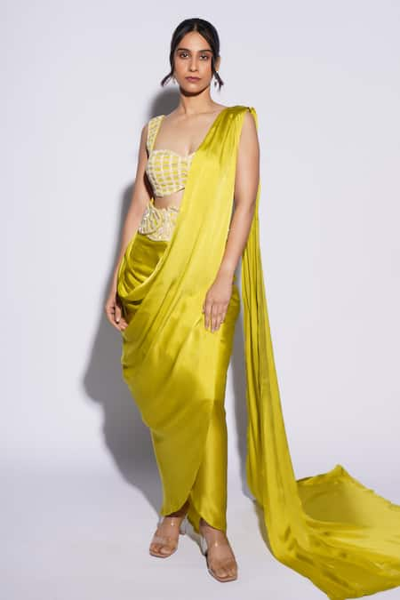 ASHUTOSH JOSHI Ilia Hand Embroidered Pre-Draped Saree Set 