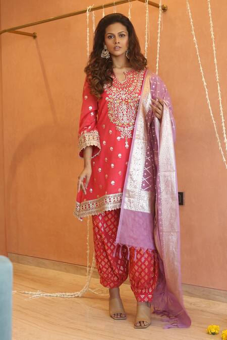 Izzumi Mehta_Coral Chanderi Lace, Tassels, Fringe, Butta Embroidered Kurta And Afghani Pant Set _at_Aza_Fashions