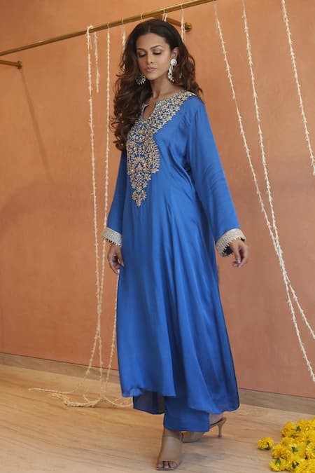 Izzumi Mehta_Blue Modal, Silk Zari, Zardosi Embroidered Asymmetric A-line Kurta With Pant _at_Aza_Fashions