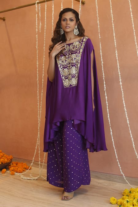 Izzumi Mehta Zardosi Embroidered Asymmetric Cape With Flared Pant 