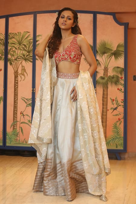 Buy_Izzumi Mehta_Red Silk Zari, Embroidery V-neck Zardosi Lehenga Set _Online_at_Aza_Fashions