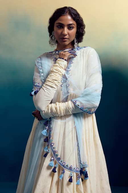 Shop Karishma Khanduja Bareilly Cream Net Mirrors, Embroidery V-neck Neckline Anarkali Pant Set Online at Aza Fashions Shop_Karishma Khanduja Bareilly_Cream Net Mirrors, Embroidery V-neck Neckline Anarkali Pant Set _Online_at_Aza_Fashions