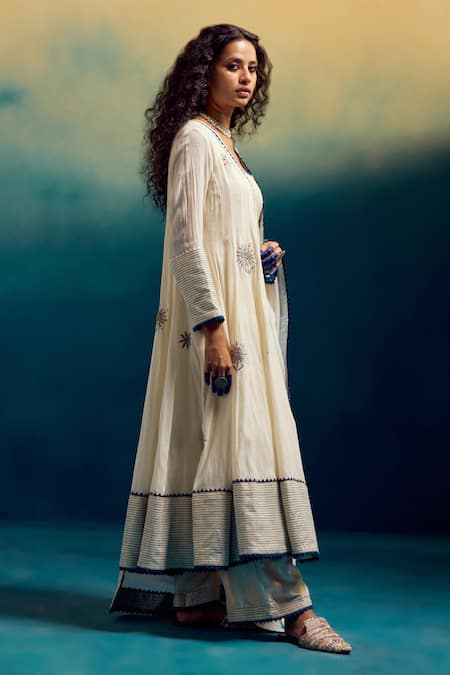 Karishma Khanduja Bareilly_Cream Kota Doria Embroidery Square Neck Open Anarkali Pant Set _Online_at_Aza_Fashions