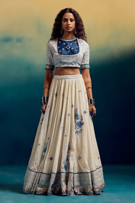 Buy_Karishma Khanduja Bareilly_Cream Chanderi, Maheshwari, Kota Doria Mirrors, Sequins, Kalidar Lehenga Set _Online_at_Aza_Fashions