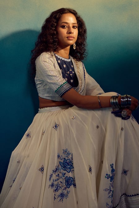 Buy_Karishma Khanduja Bareilly_Cream Chanderi, Maheshwari, Kota Doria Mirrors, Sequins, Kalidar Lehenga Set 