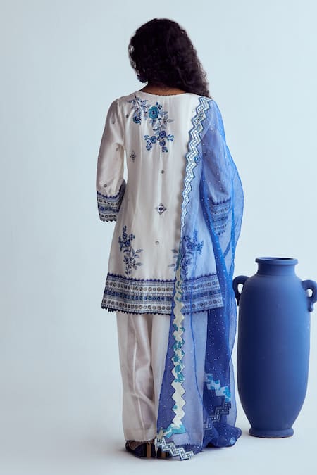 Karishma Khanduja Bareilly Floral Print Kurta Salwar Set 
