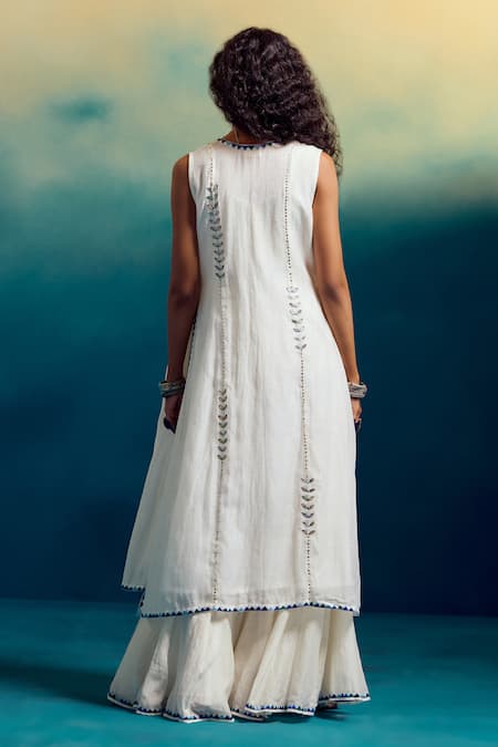 Karishma Khanduja Bareilly Embroidered Kurta Gharara Set 