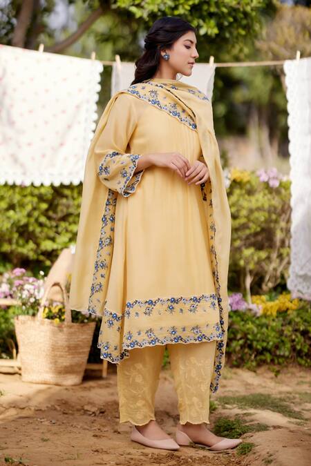 Naaz By Noor Yellow Chanderi Cotton, Cotton, Organza Meringue Floral Thread A-line Kurta Set Online at Aza Fashions Naaz By Noor_Yellow Chanderi Cotton, Cotton, Organza Meringue Floral Thread A-line Kurta Set _Online_at_Aza_Fashions