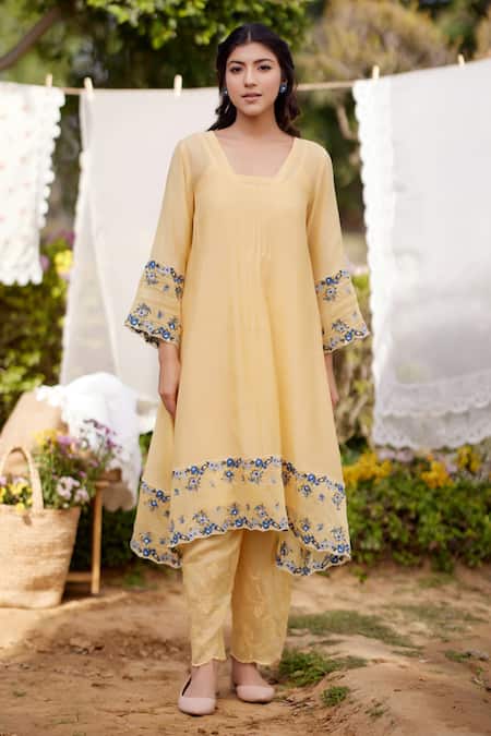 Naaz By Noor Yellow Chanderi Cotton, Cotton, Organza Meringue Floral Thread A-line Kurta Set at Aza Fashions Naaz By Noor_Yellow Chanderi Cotton, Cotton, Organza Meringue Floral Thread A-line Kurta Set _at_Aza_Fashions