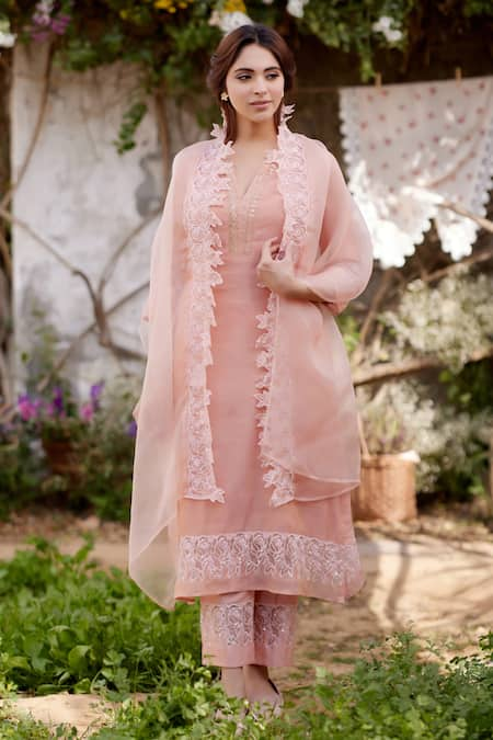 NAAZ BY NOOR Pink Kurta Chanderi Tissue Embroidery Lace Thread Cherry Blossom Border Set 