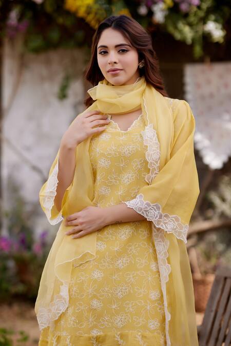 Shop Naaz By Noor Yellow Chanderi, Organza, Cotton Lace, Sunflower Fields Thread A-line Kurta Set Online at Aza Fashions Shop_Naaz By Noor_Yellow Chanderi, Organza, Cotton Lace, Sunflower Fields Thread A-line Kurta Set _Online_at_Aza_Fashions