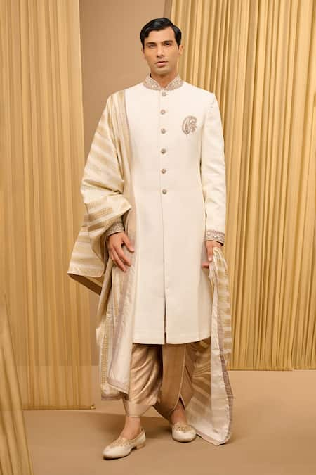 Tarun Tahiliani Ivory Textured Fabric Embroidered Paisley Placed Sherwani Set 