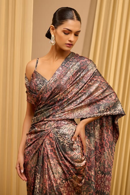 Tarun Tahiliani_Wine Jersey Plunge Neck Printed Concept Draped Saree With Blouse _Online_at_Aza_Fashions
