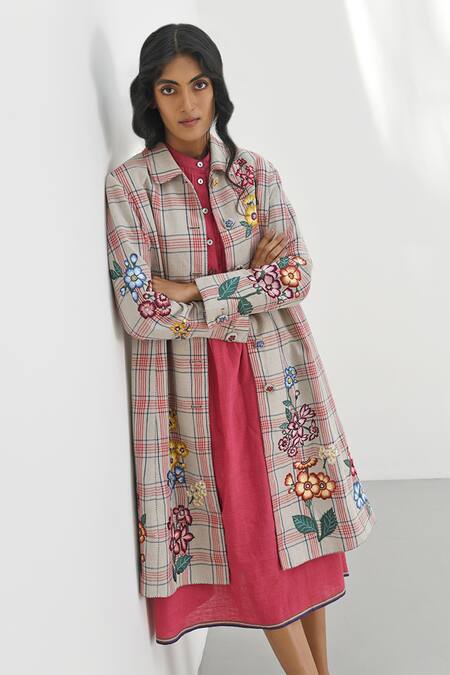 Shop_Payal Pratap_Beige Handloom Linen Applique Floral Collared Neck Arpino Embroidered Jacket _Online_at_Aza_Fashions