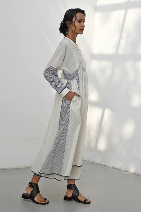 Buy_Payal Pratap_Ivory Handloom Cotton V-neck Lesvos Tunic _Online_at_Aza_Fashions