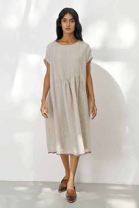 Payal Pratap_Beige Handloom Linen Solid Pleated Round Savona Pintuck Dress _Online_at_Aza_Fashions