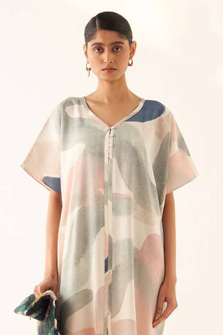 Shop OFRIDA Multi Color Lycra V-neck Waves Printed Kaftan at Aza Fashions Shop_OFRIDA_Multi Color Lycra V-neck Waves Printed Kaftan_at_Aza_Fashions