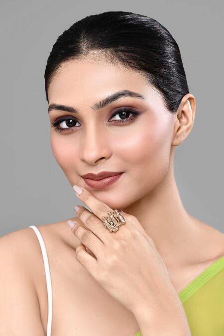 Buy_Nazaakat By Samara Singh_Gold Plated Lord Shree Ram Carved Ring _Online_at_Aza_Fashions