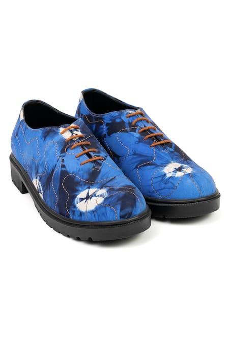 Jeetinder Sandhu Blue Stitchline Thread Tie-dye Print Lace Tie-up Shoes 