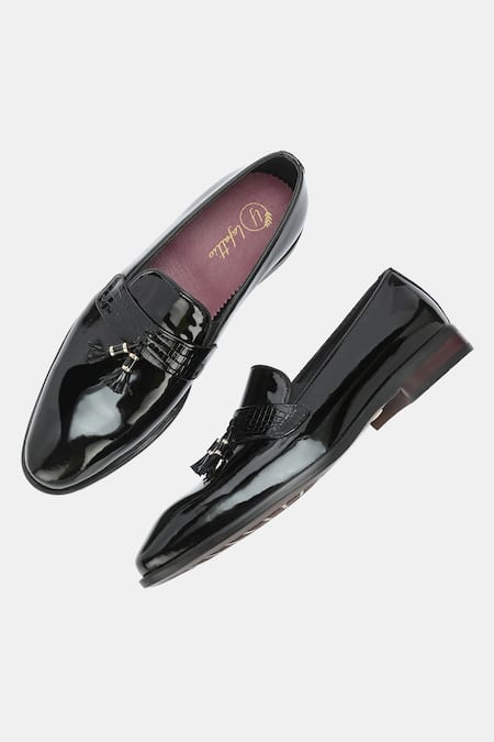 Lafattio Black Ibiza Fringed Tassel Embellished Loafers 