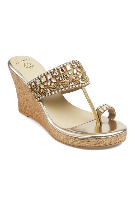 CRIMZON Gold Pearls, Diamonds Inaayat Embellished Kolhapuri Wedges Online at Aza Fashions CRIMZON_Gold Pearls, Diamonds Inaayat Embellished Kolhapuri Wedges_Online_at_Aza_Fashions