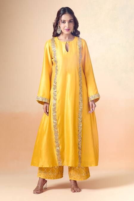 Buy Kalakaari By Sagarika Yellow Chanderi , Organza Embroidery Keyhole Neck Hand Kurta Pant Set Buy_Kalakaari By Sagarika_Yellow Chanderi , Organza Embroidery Keyhole Neck Hand Kurta Pant Set